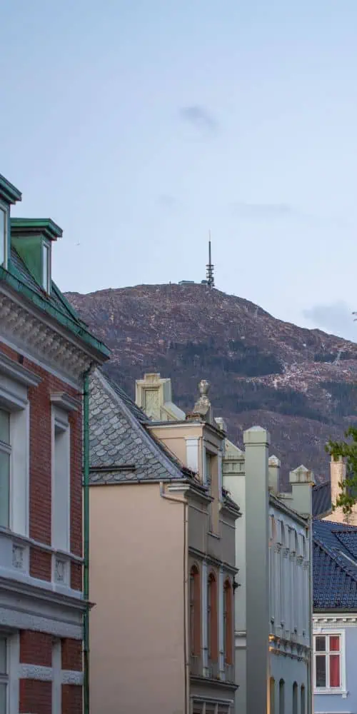 Topp over Bergen, av Gjermund Øystese